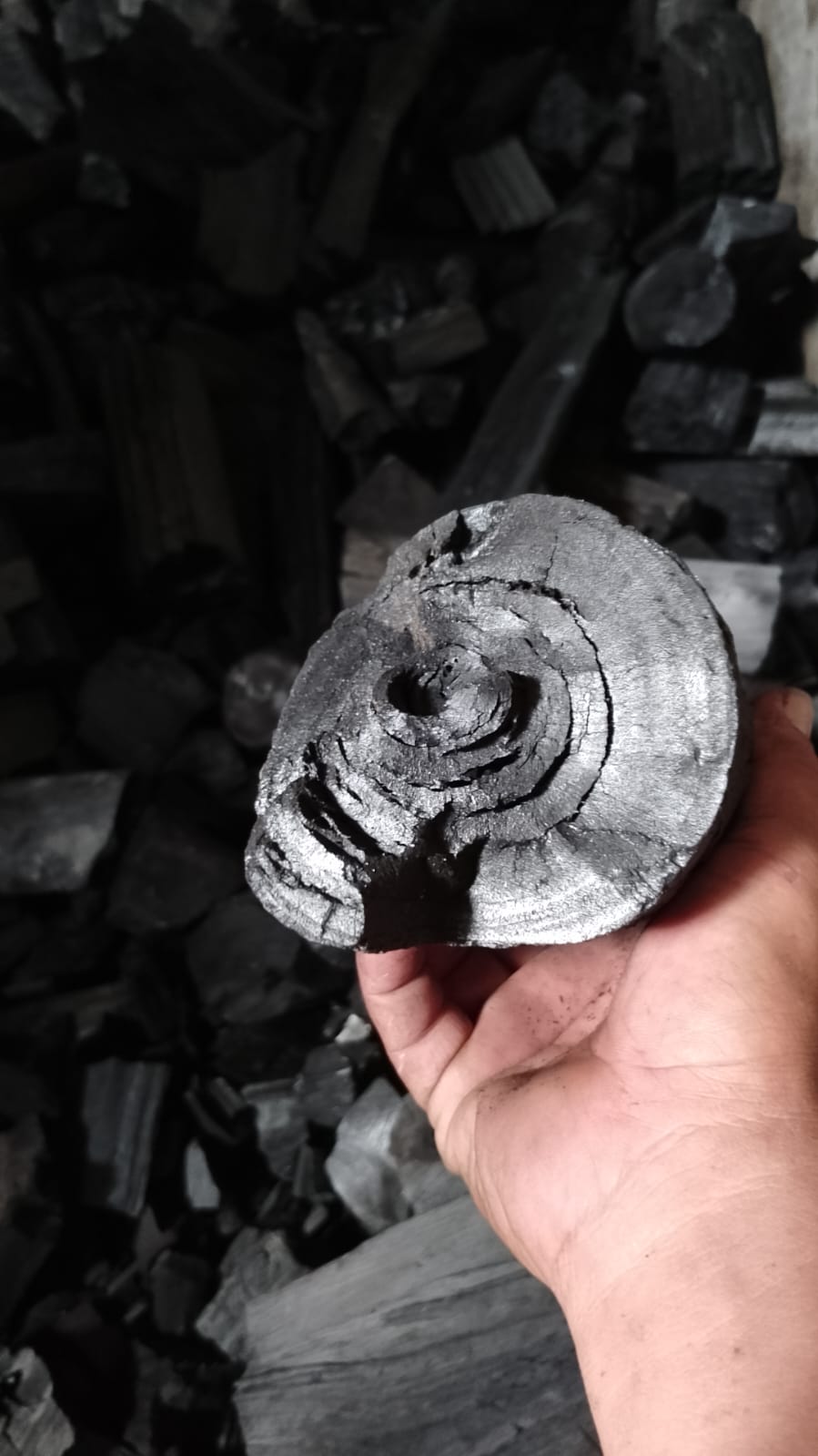 Hardwood Lump Charcoal Indonesia